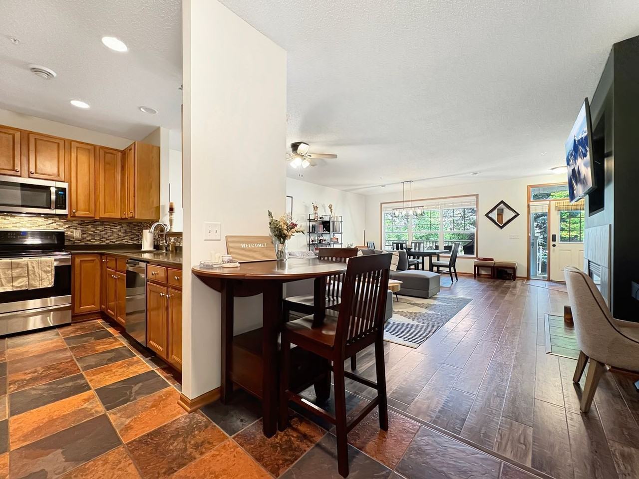 4940 Underwood Ln N #B - Photo 7 of 25