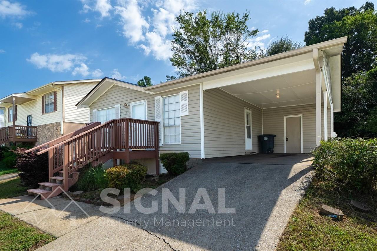1827 Huntington Dr - Photo 2 of 25