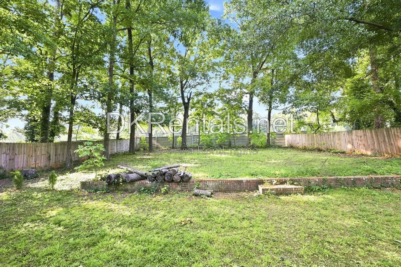 2494 Glenrock Dr - Photo 4 of 20