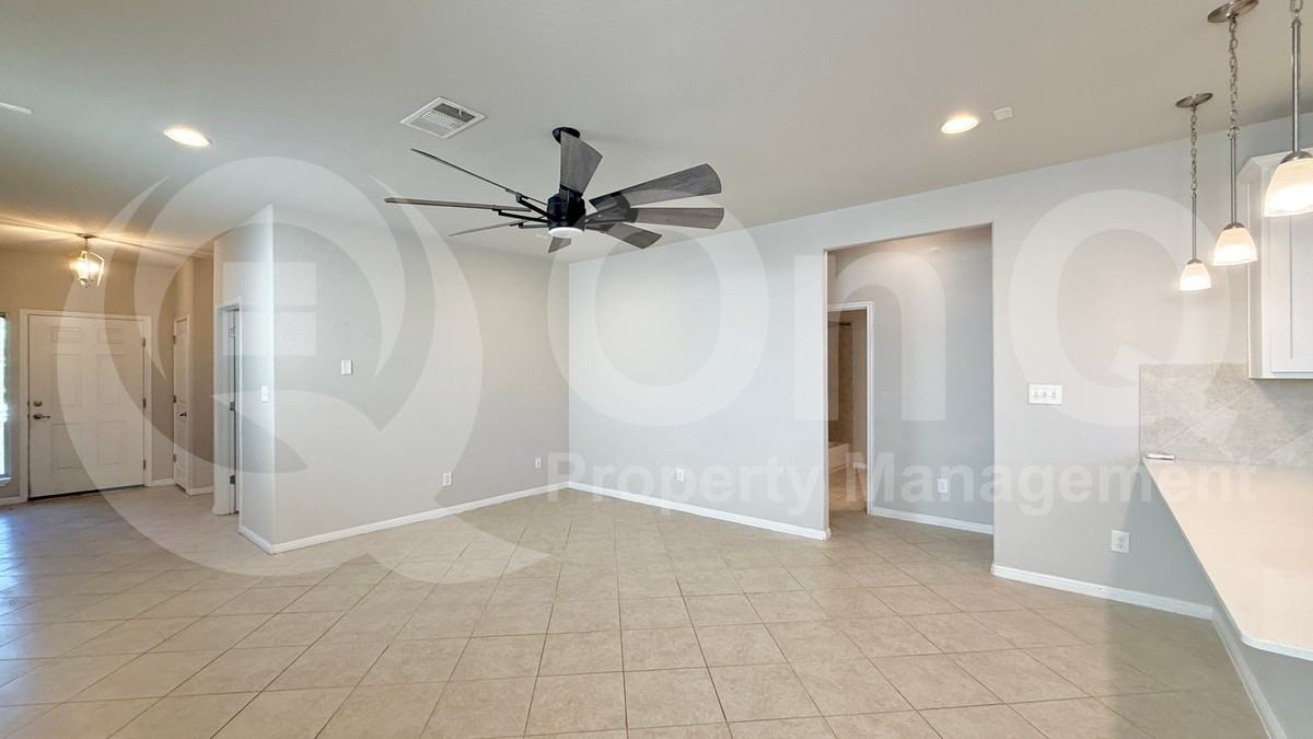136 Nogalito Way - Photo 4 of 18