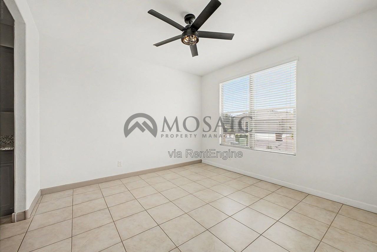 598 W Belmont Red Trl - Photo 5 of 32