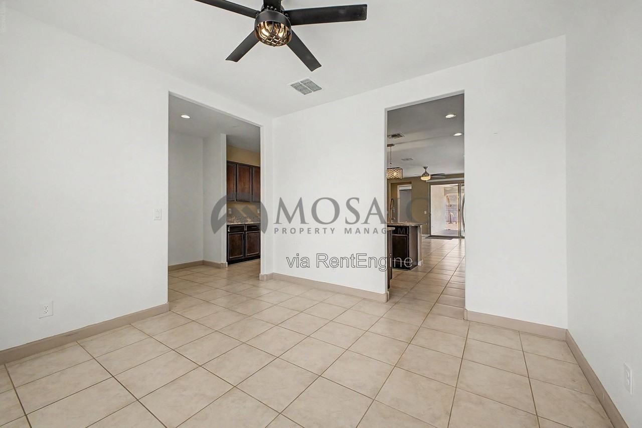 598 W Belmont Red Trl - Photo 6 of 32