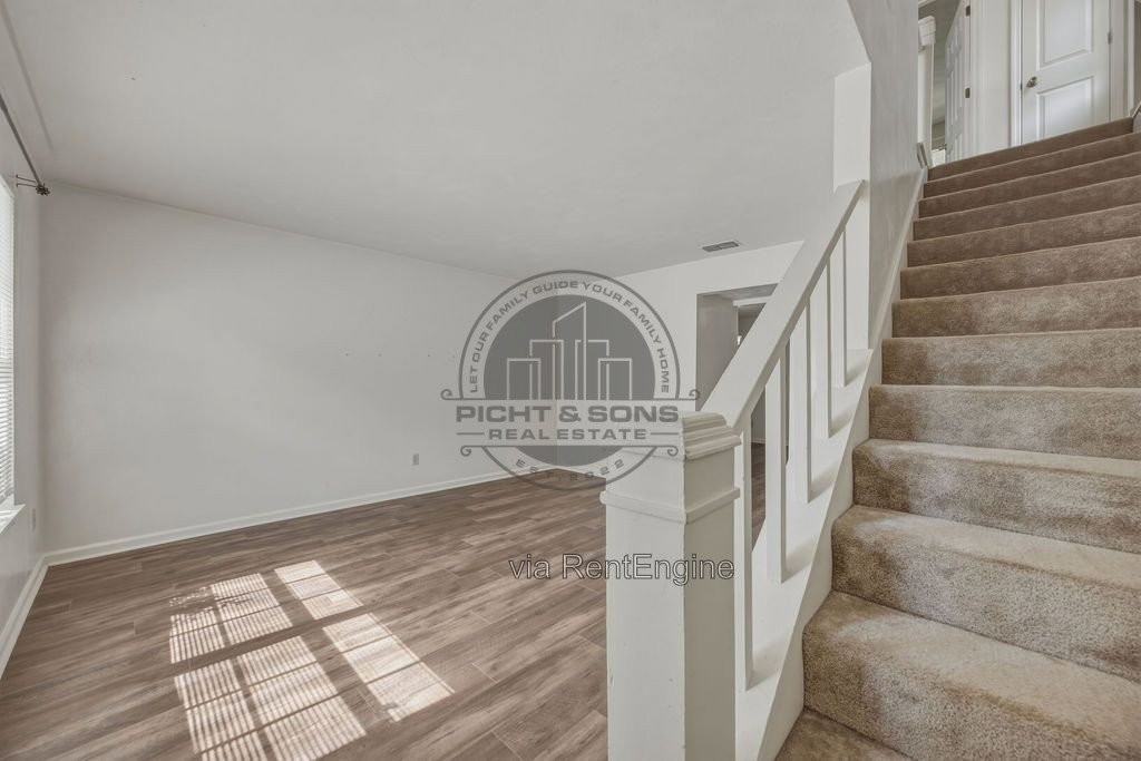 2408 Fred Smith Rd - Photo 2 of 20
