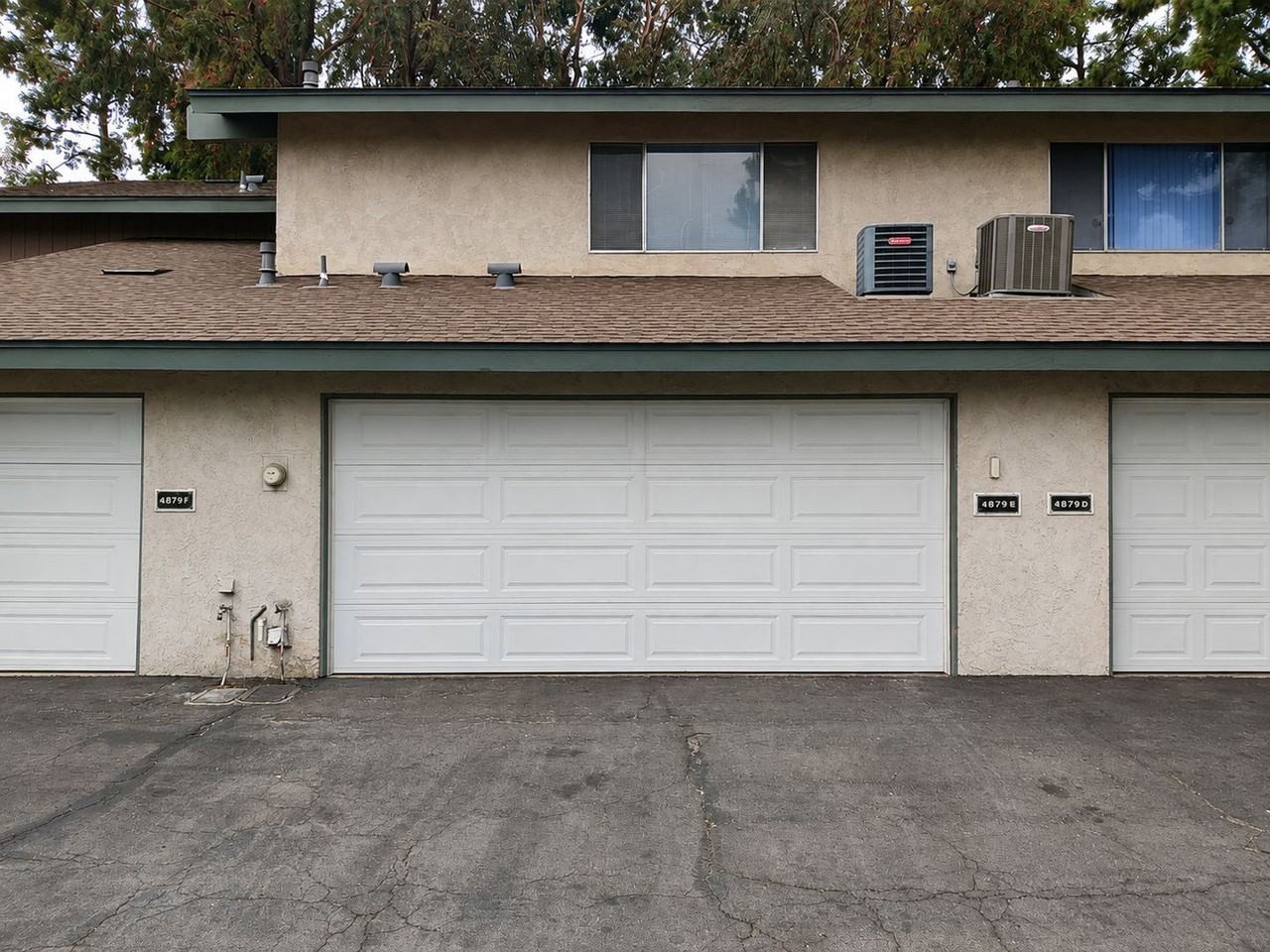 4879 Jackson St #B - Photo 7 of 9