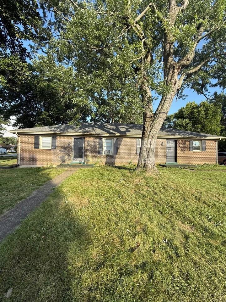 1100 Shun Pike #A - Photo 3 of 11