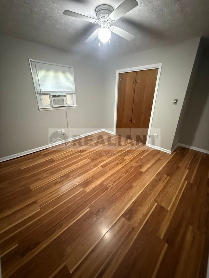 1100 Shun Pike #A - Photo 5 of 11