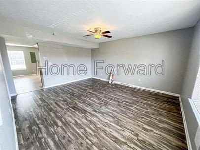 348 Codell Dr - Photo 4 of 15