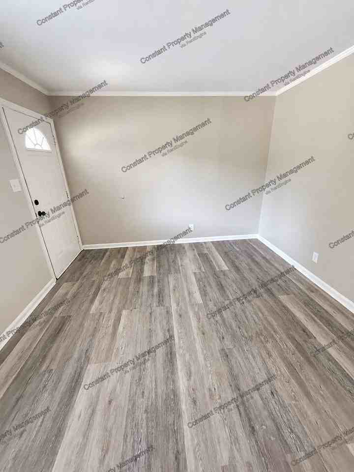 4247 Ayers Rd #4247 - Photo 2 of 11