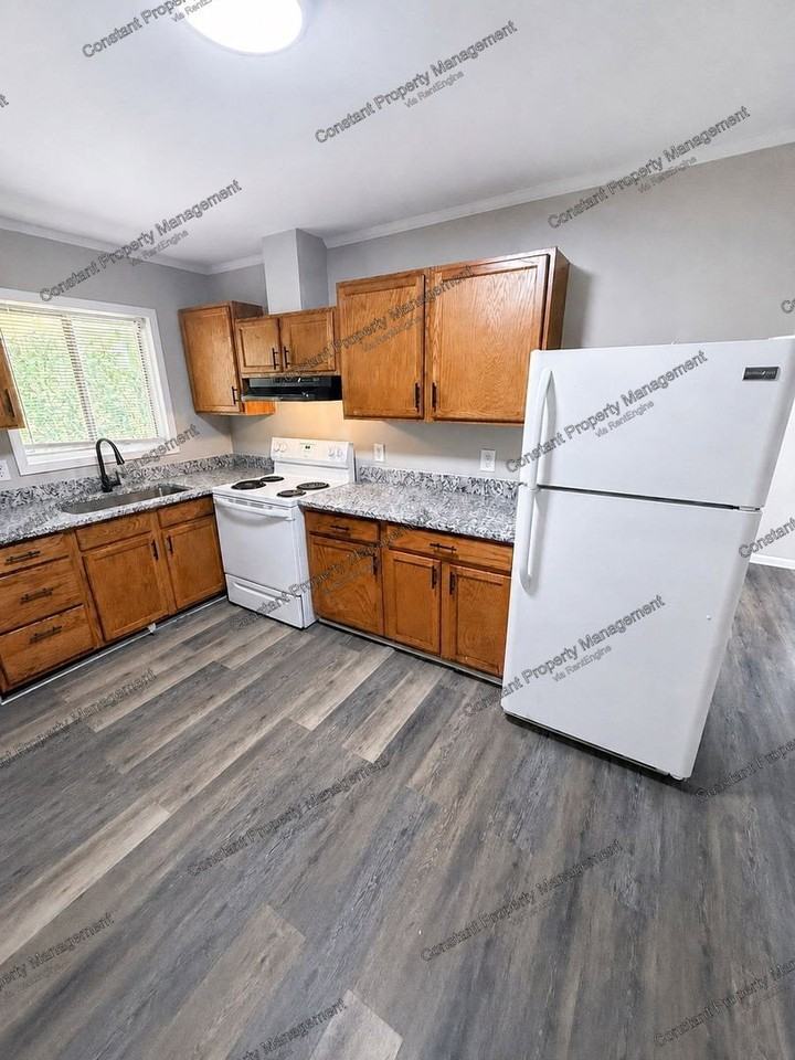 4247 Ayers Rd #4247 - Photo 3 of 11
