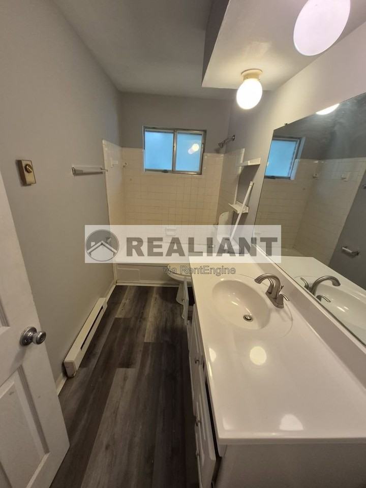 2231 Hanser Dr #8 - Photo 4 of 10