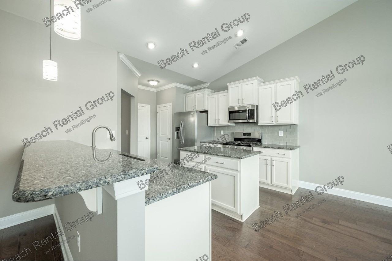 5905 Lazio Ct - Photo 7 of 27