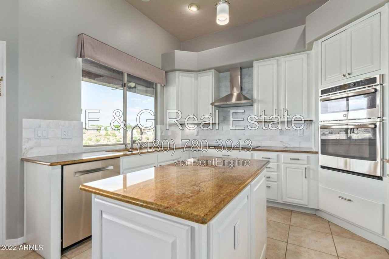 15152 E Westridge Dr - Photo 4 of 32