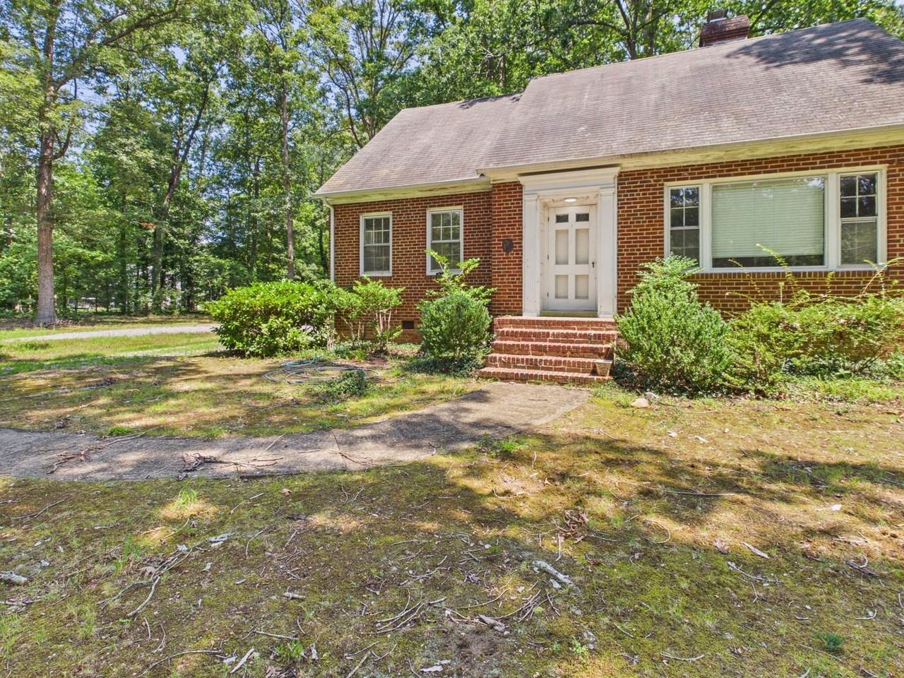 2253 Brookwood Rd - Photo 4 of 29