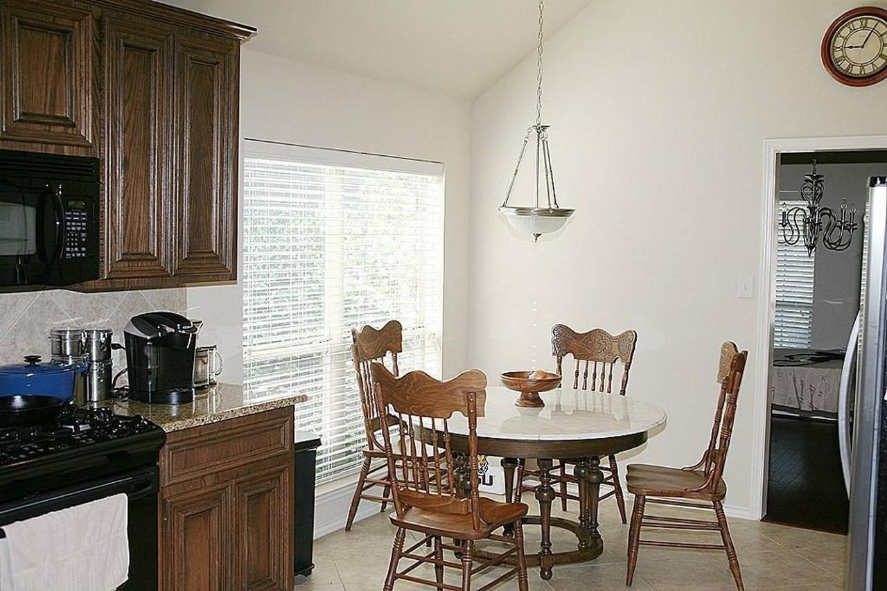868 Sierra Brook Ln - Photo 6 of 15