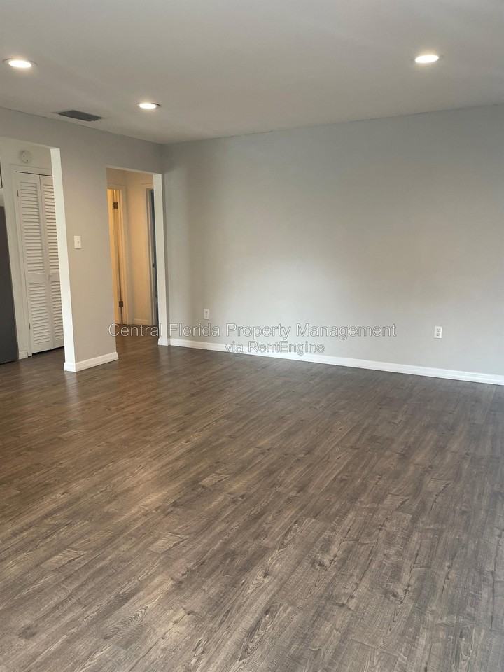 3623 E Esther St - Photo 3 of 18
