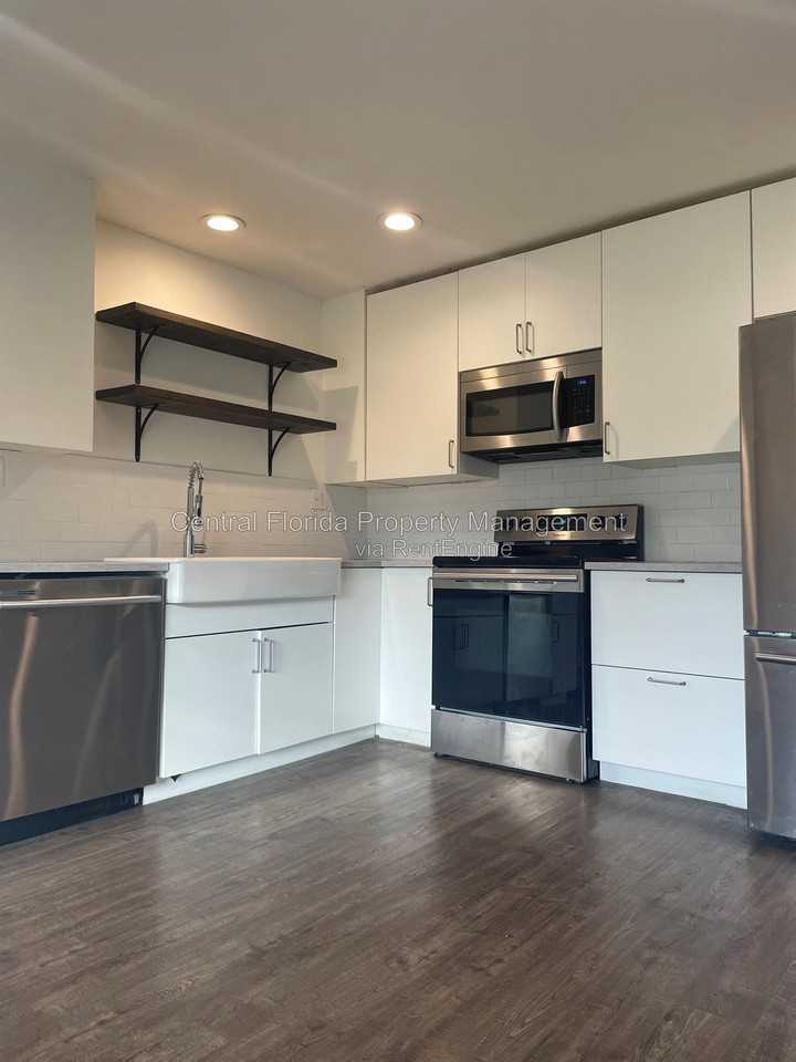 3623 E Esther St - Photo 6 of 18