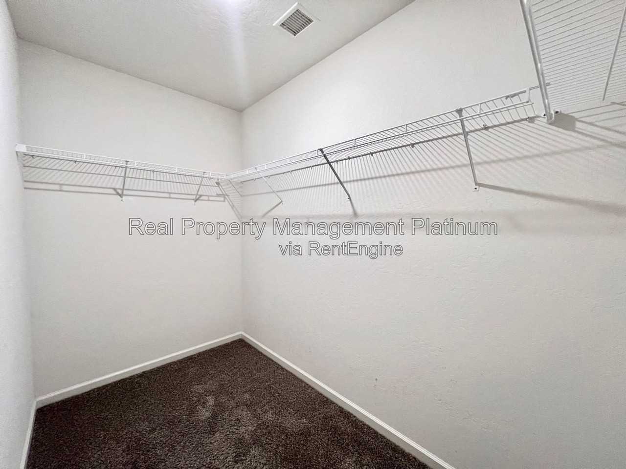 4060 Sussex Ave - Photo 7 of 29