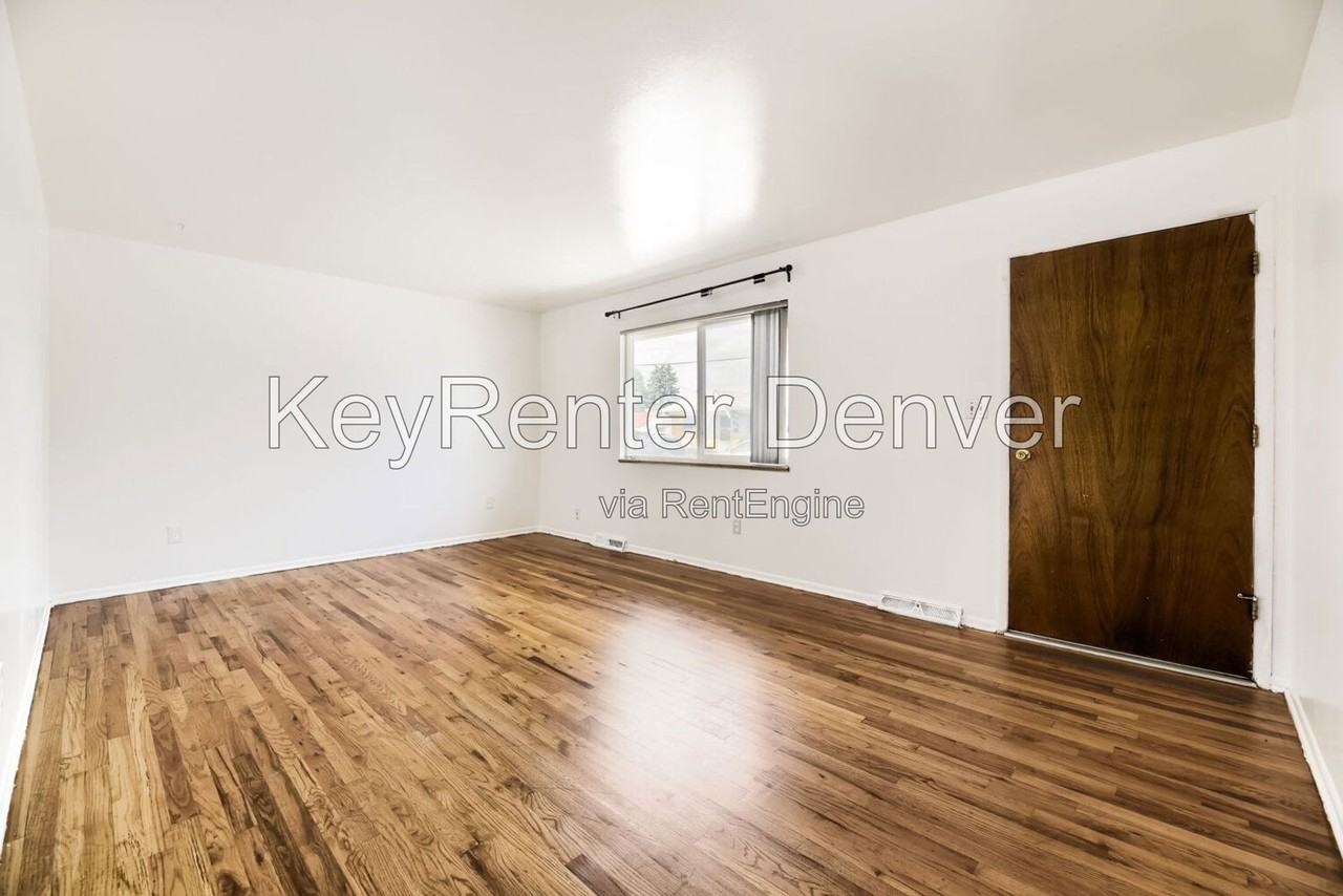 4280 W Virginia Ave - Photo 4 of 18