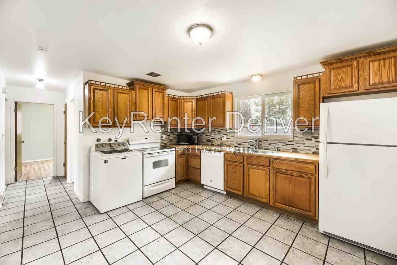 4280 W Virginia Ave - Photo 7 of 18
