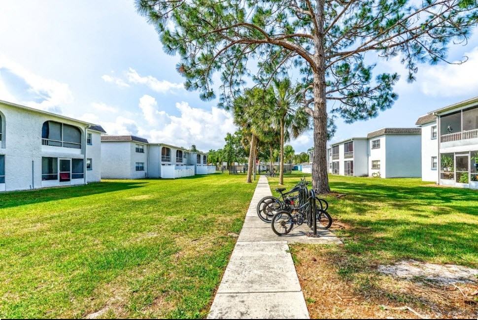 Coral Key - Photo 5 of 20