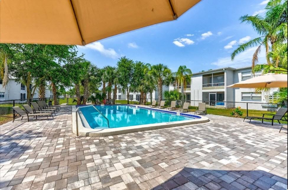 Coral Key - Photo 7 of 20