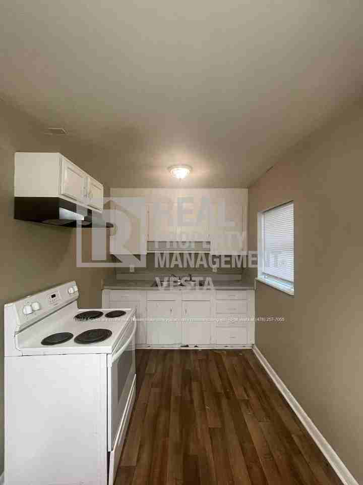4402 Ashland Dr - Photo 4 of 14