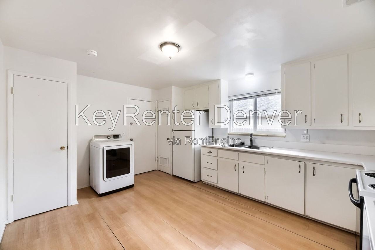 4282 W Virginia Ave - Photo 6 of 18