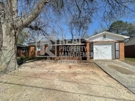 111 Windsor Dr - Photo 1 of 1