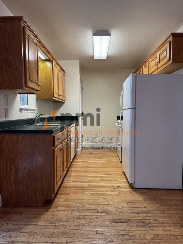 78 Tall Oak Dr #A - Photo 4 of 18
