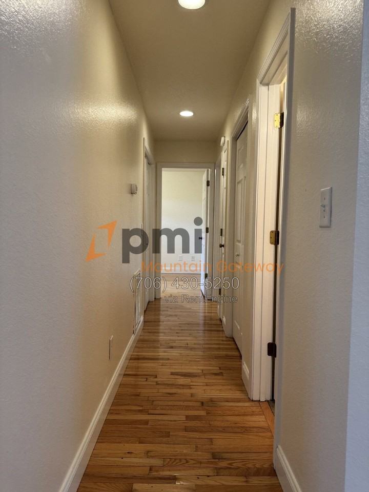 78 Tall Oak Dr #A - Photo 7 of 18