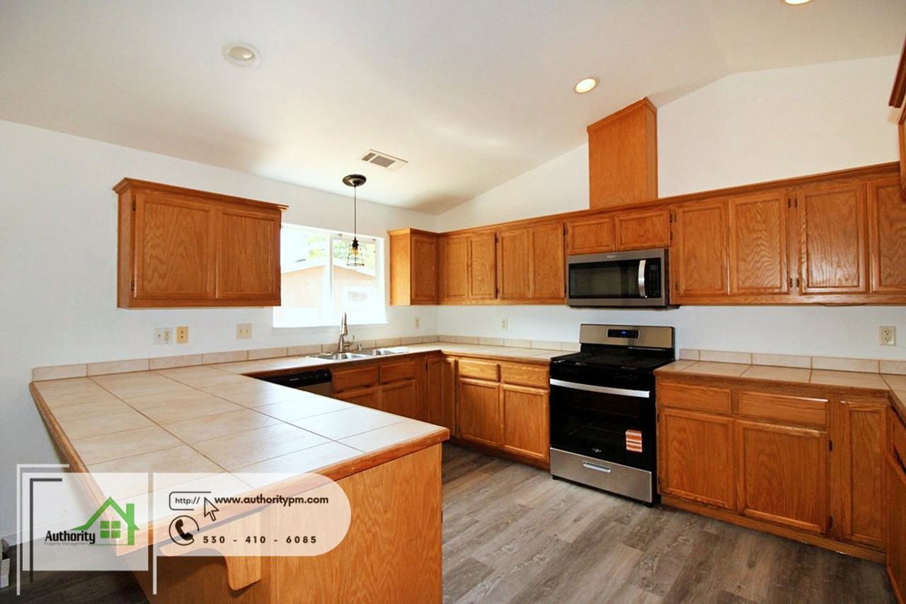 14780 Marin Dr - Photo 6 of 30