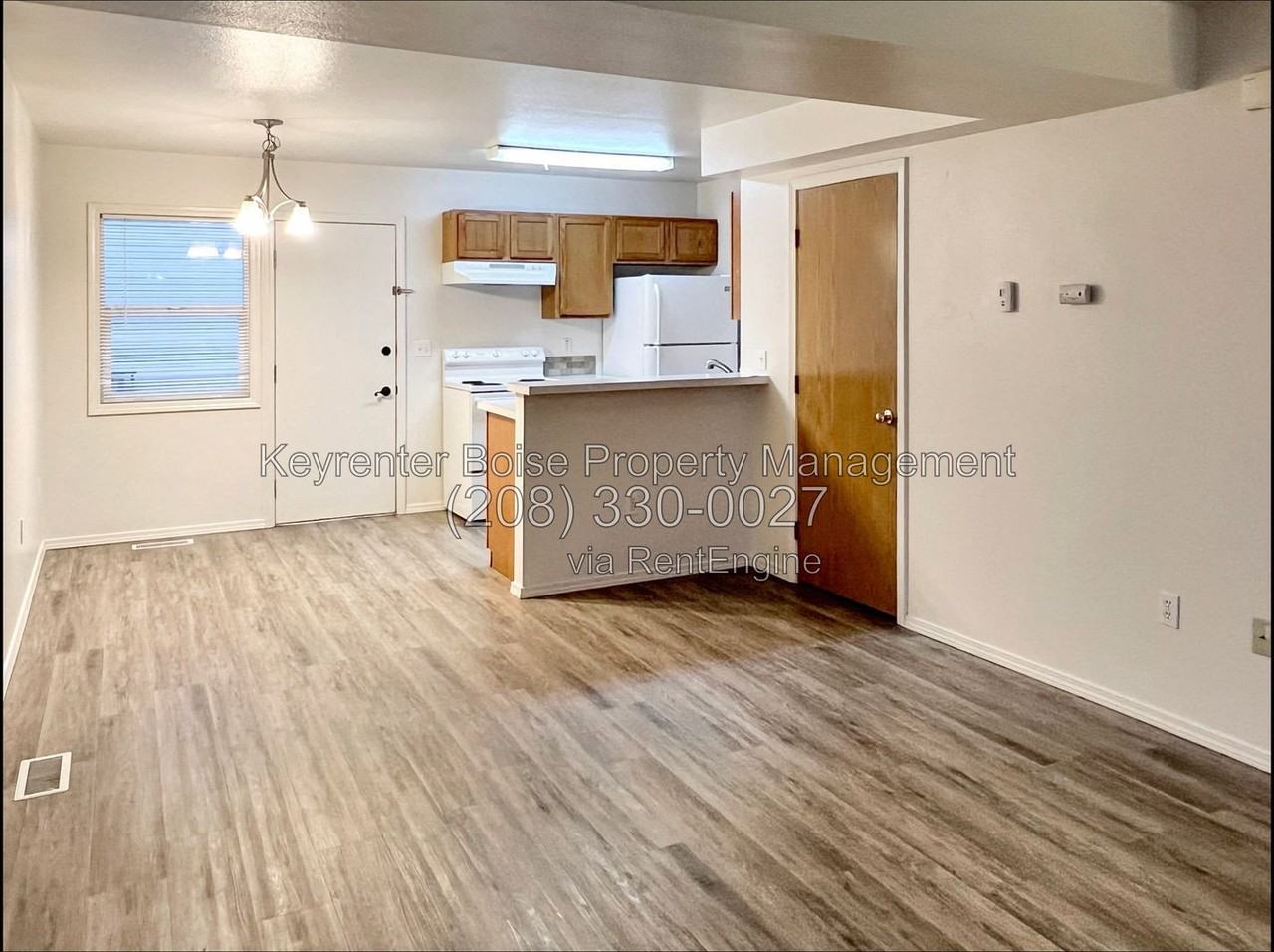 252 E Elbridge St - Photo 2 of 13