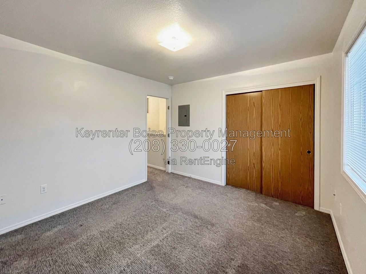 252 E Elbridge St - Photo 7 of 13