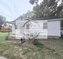 featured image of 404 E Elizabeth St