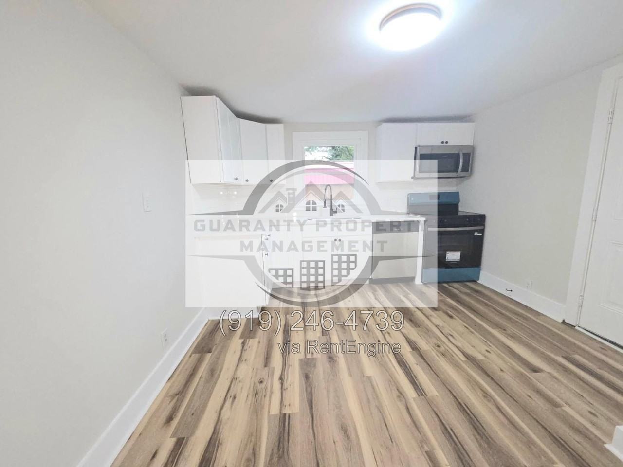 404 E Elizabeth St - Photo 2 of 10