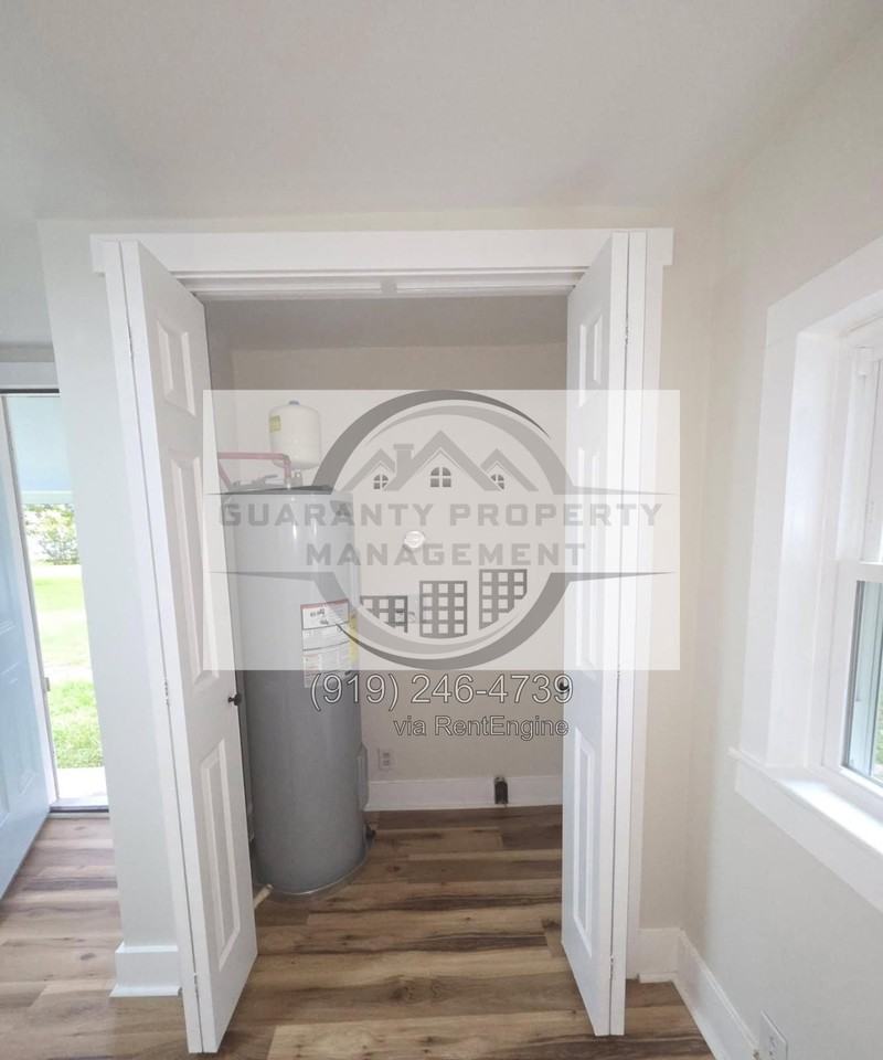 404 E Elizabeth St - Photo 4 of 10