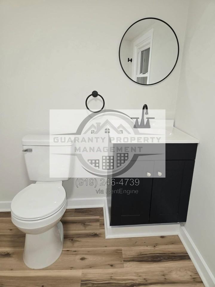 404 E Elizabeth St - Photo 6 of 10
