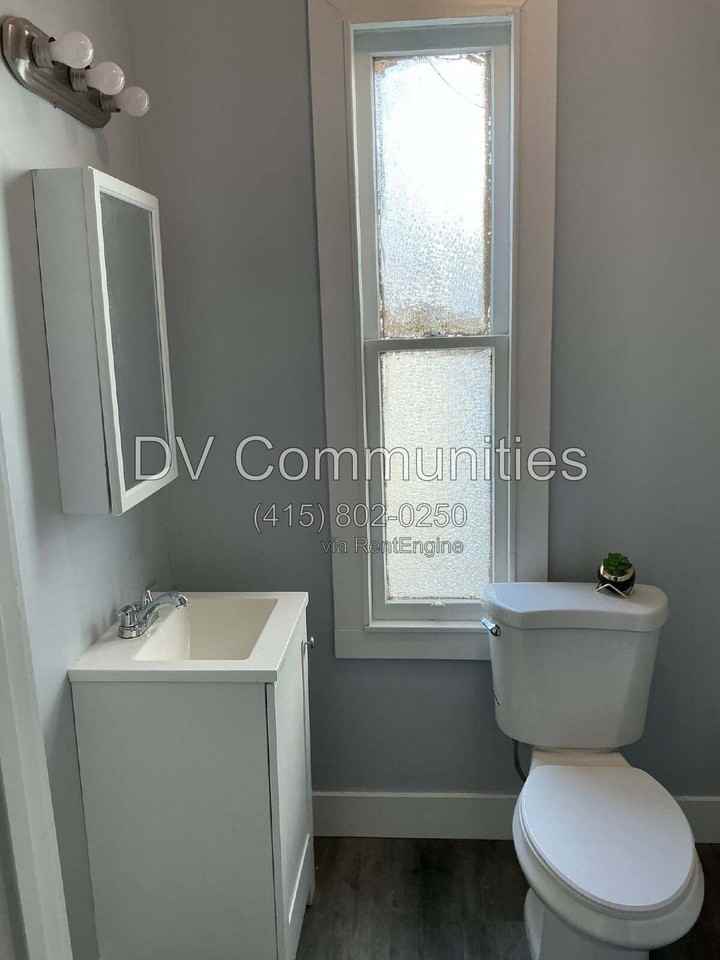 2084 W 81st St #1 - Photo 2 of 20