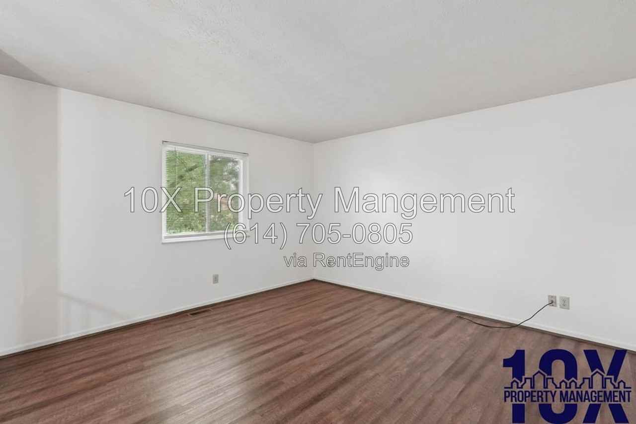 6353 Brent Ct - Photo 6 of 32