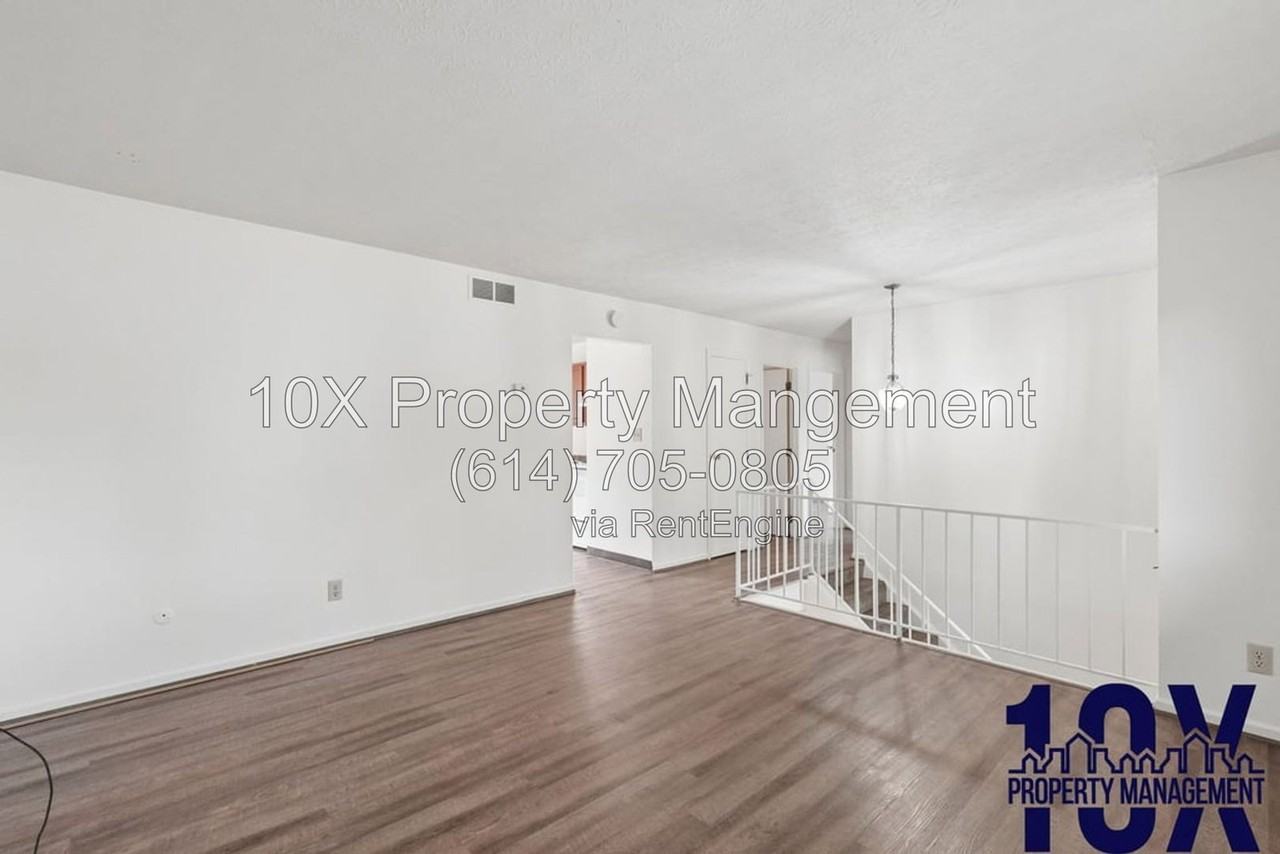 6353 Brent Ct - Photo 7 of 32