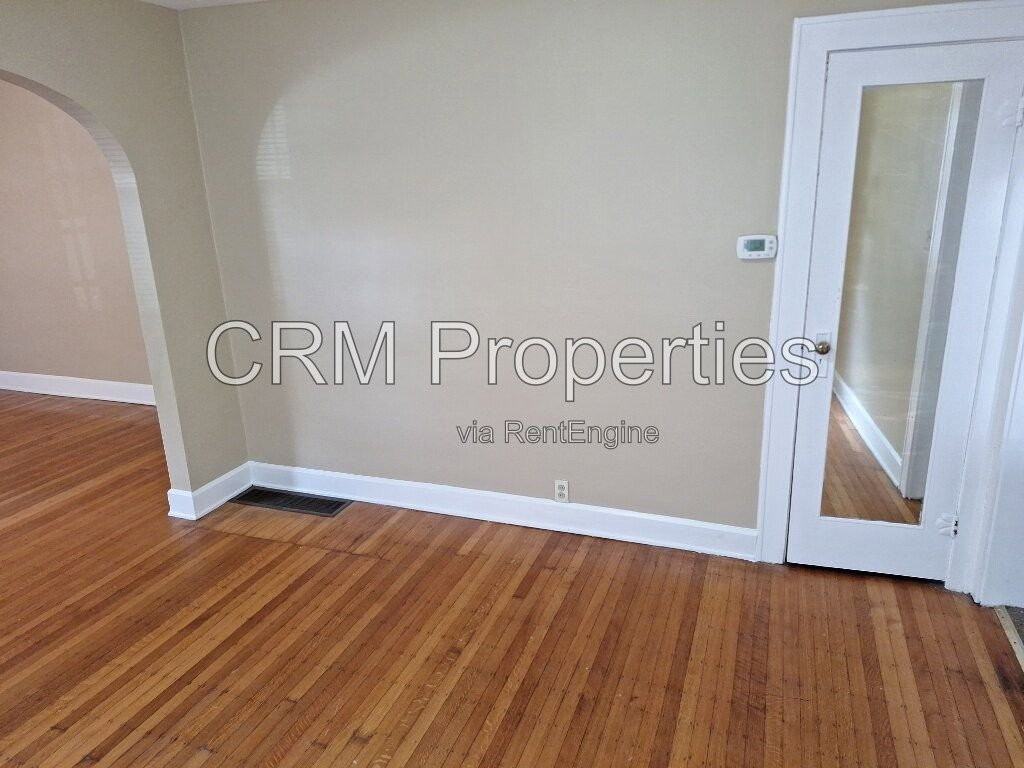 5247 N College Ave - Photo 7 of 21