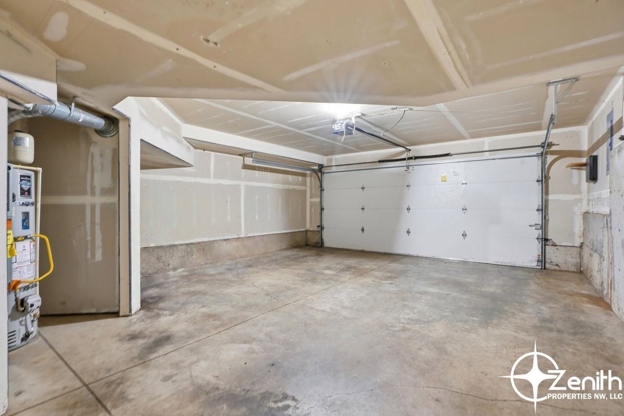 2344 Nw 29th Ave - Photo 4 of 50