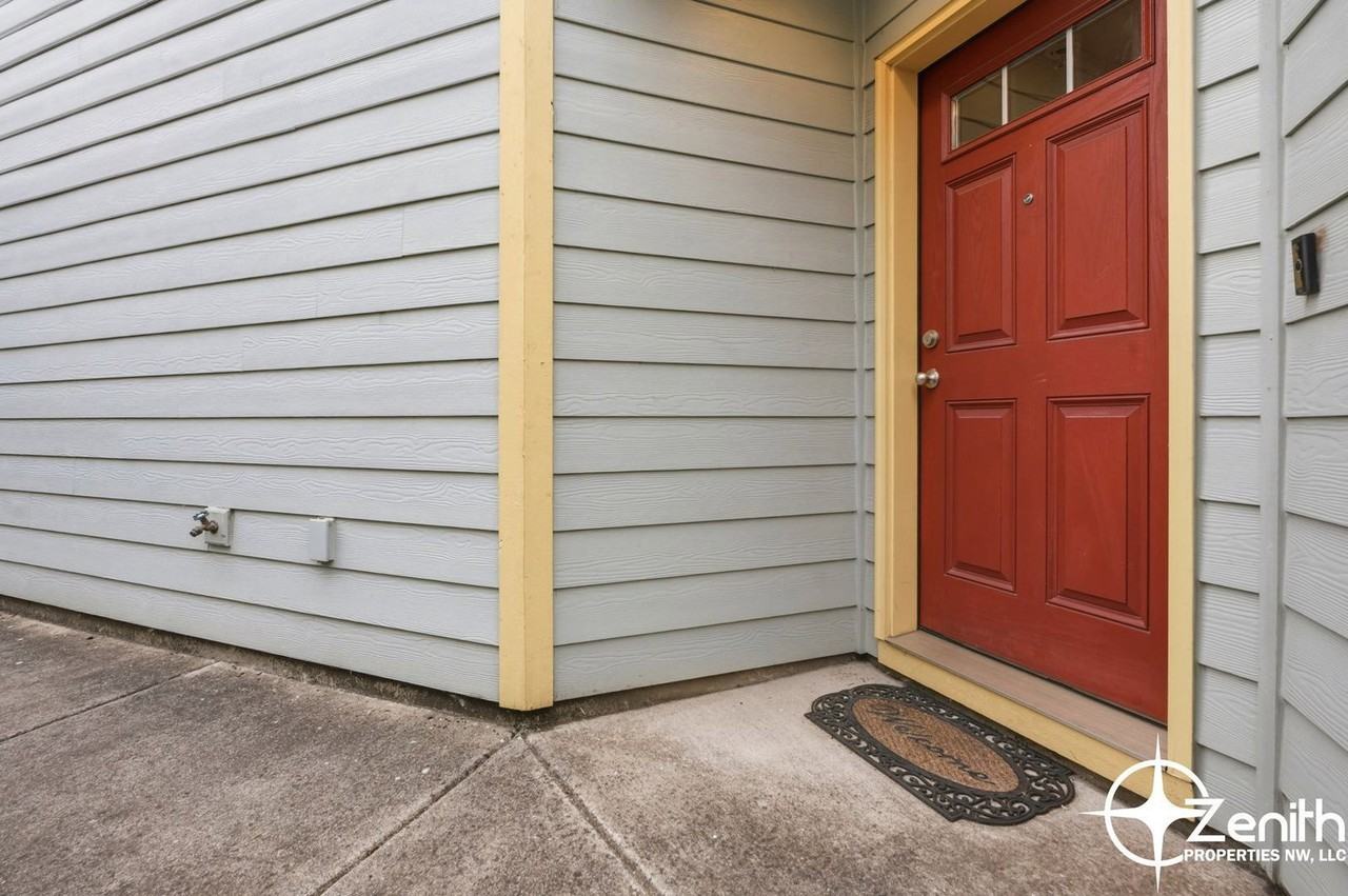 5618 Ne 74th Ct - Photo 5 of 34