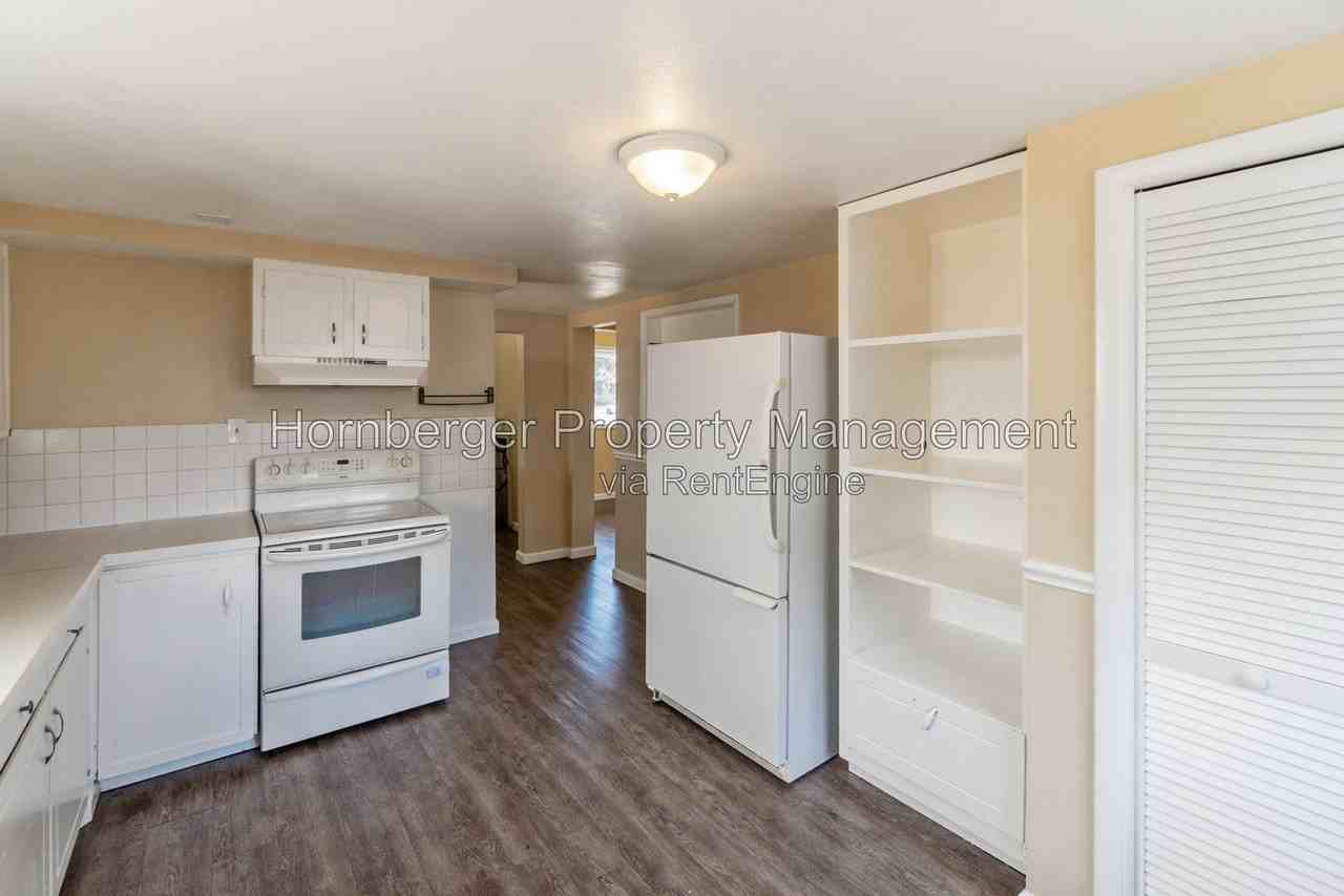 2627 N Martin St - Photo 3 of 22