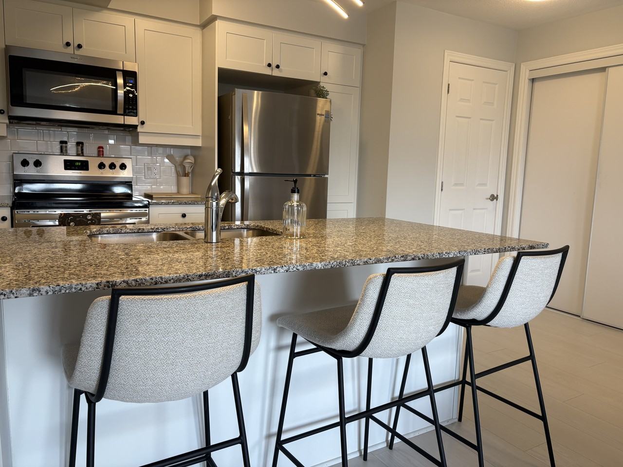 880 Atlas Terr - Photo 7 of 17