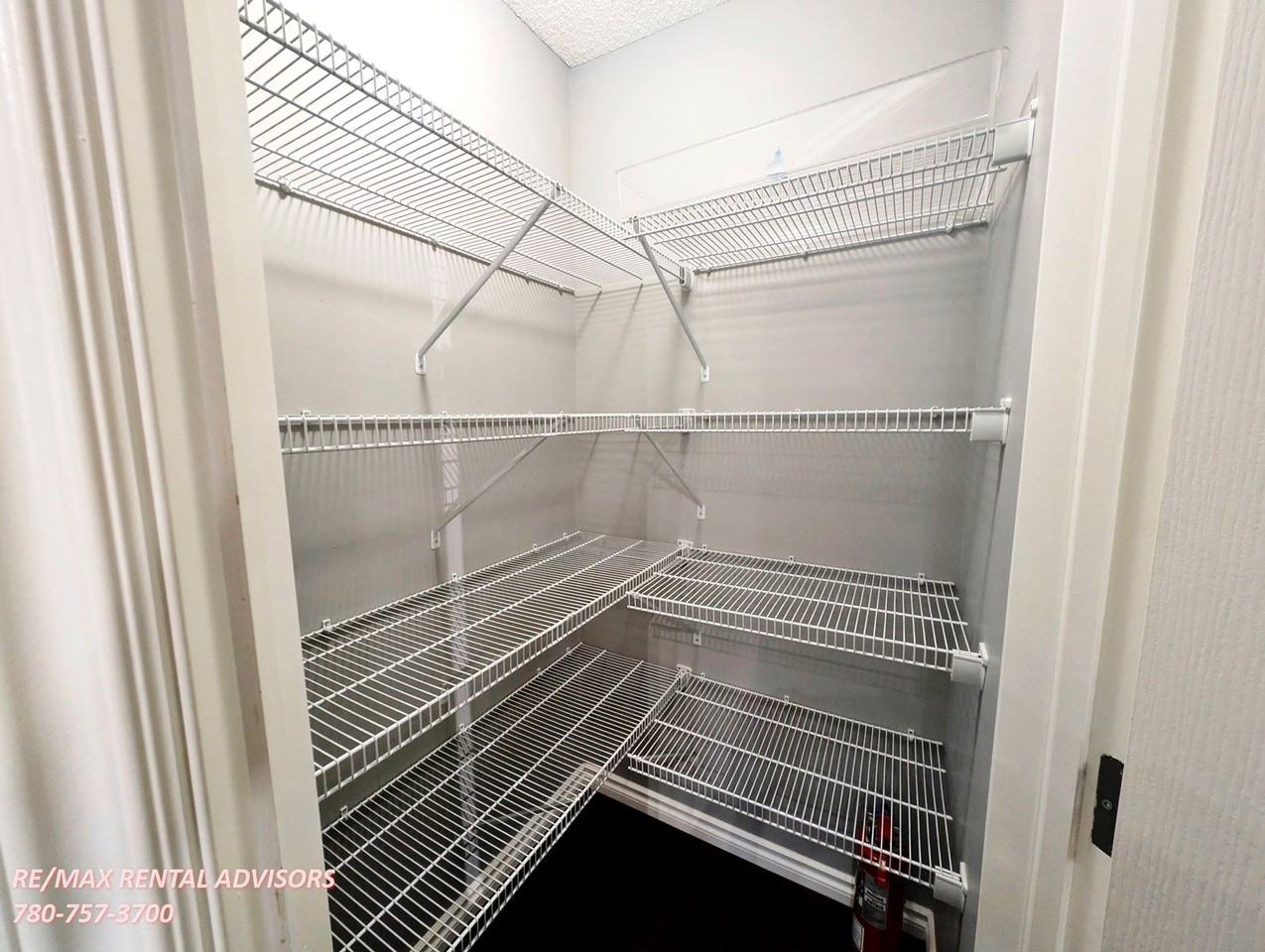 22020 98 Ave Nw - Photo 4 of 19