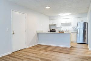 featured image of 1601 Dunn Ave