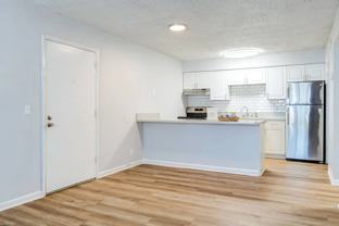 Avenue 1601 - Photo 1 of 1