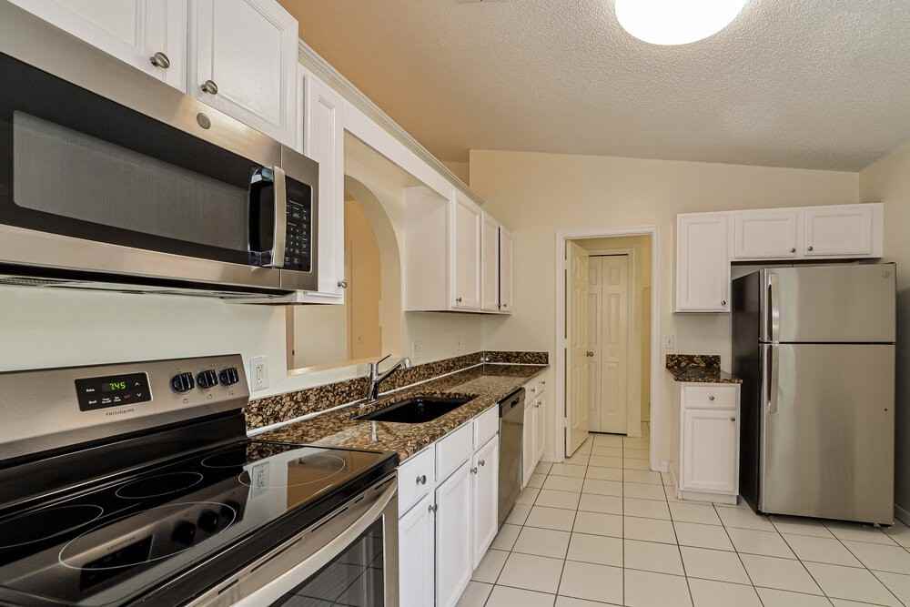 4311 Pembridge Ave - Photo 6 of 16