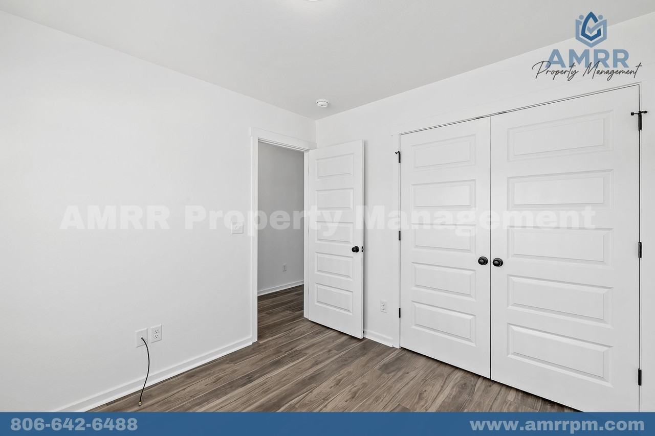 304 Honeybee Ave - Photo 6 of 23